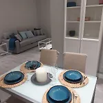 Nuevo, Casco Viejo, Mercado De La Ribera Apartment